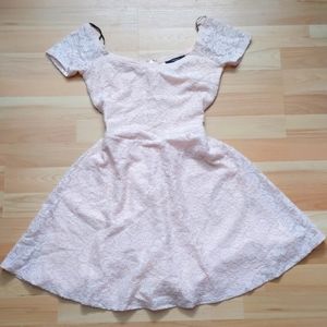 Off the shoulder pink lace sundress